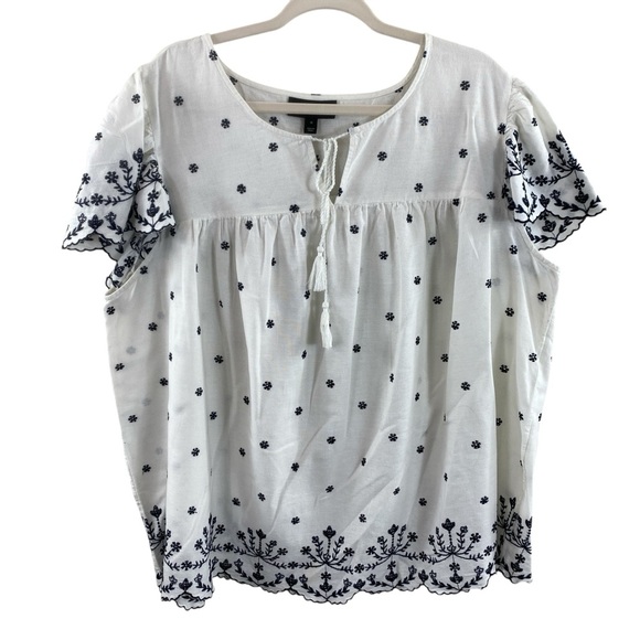 Lane Bryant White w/Blue Embroidery Cotton Linen Blend Short Sleeve Blouse Sz 18 - Picture 1 of 11
